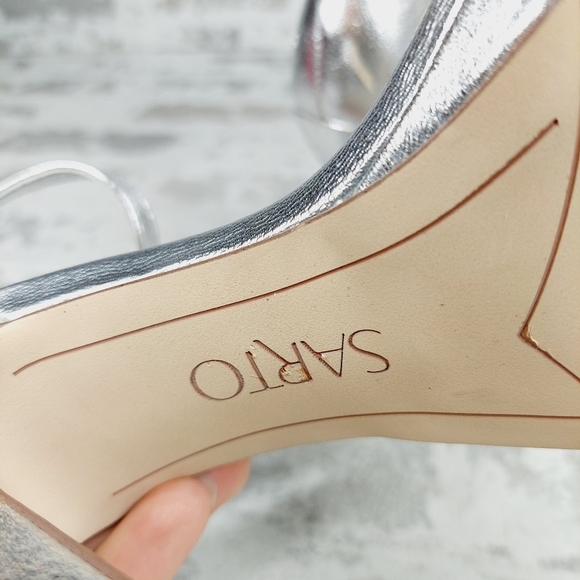 New Franco Sarto Silver Leather Ankle Strap Heeled Sandal B547 - Picture 9 of 11